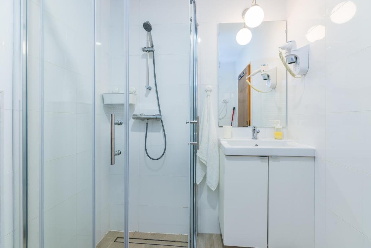 Apartment Gobac Icici Luaran gambar