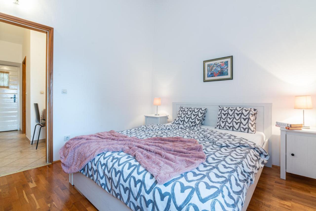 Apartment Gobac Icici Luaran gambar